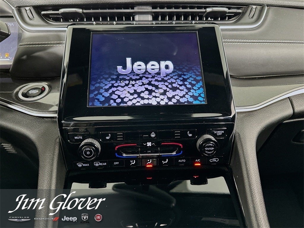 2022 Jeep Grand Cherokee L Altitude 4x4